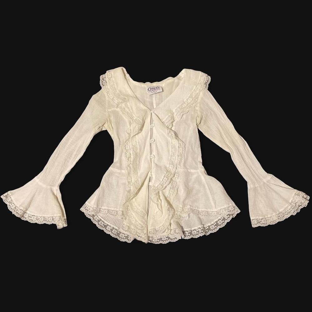 Rare Charades White flouncy ruffle lace trim deep V-neck gauze material blouse